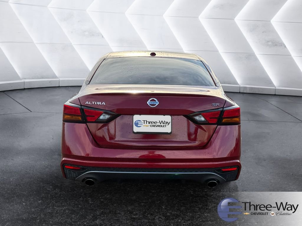Used 2022 Nissan Altima 2.5 SR image 4