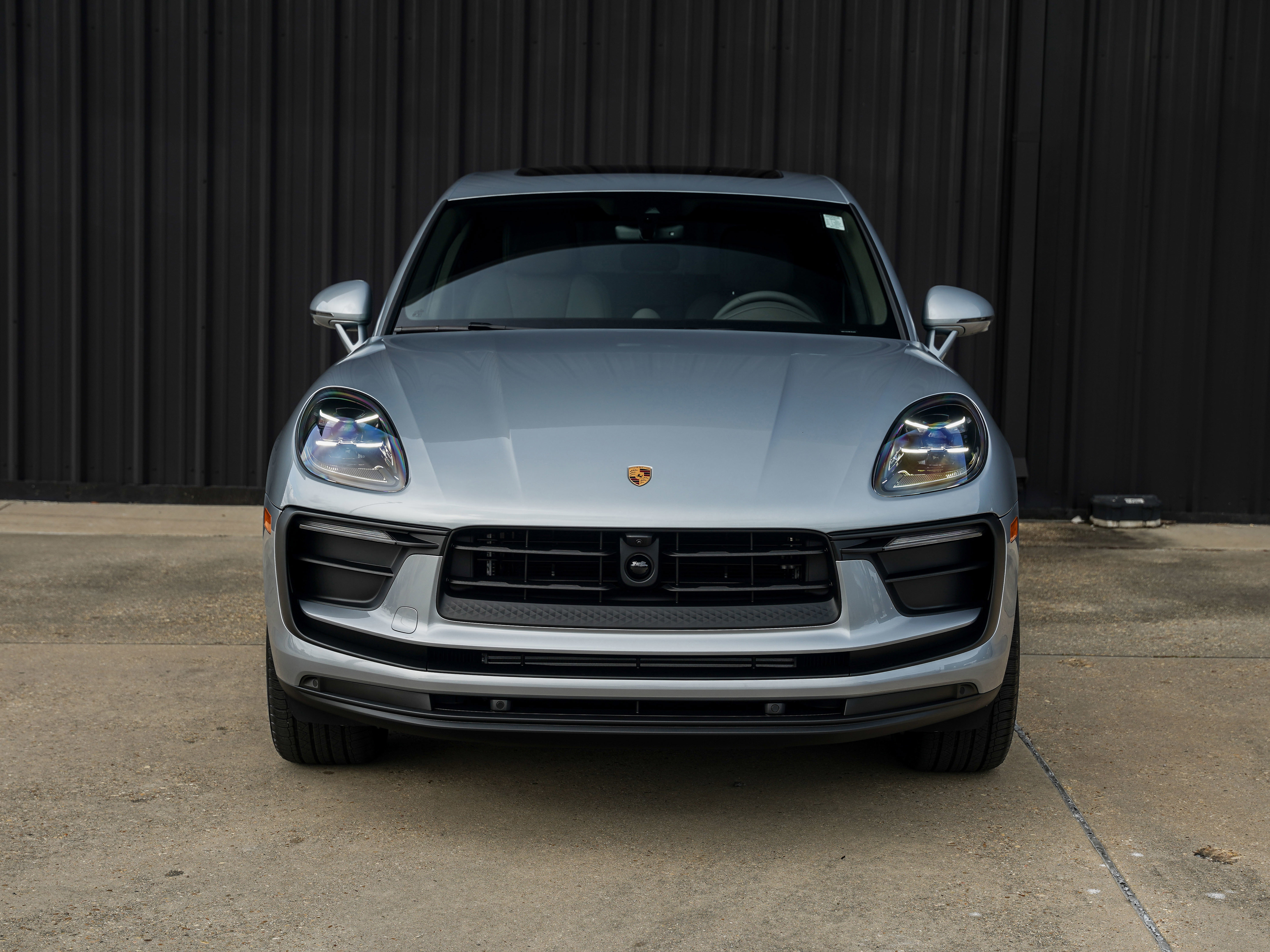 New 2026 Porsche Macan image 6