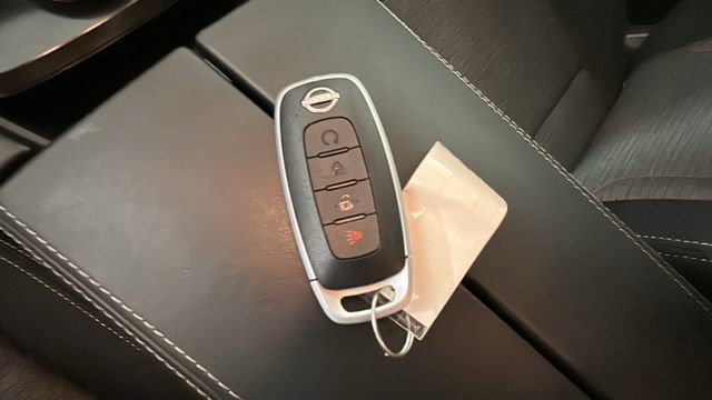Used 2023 Nissan Rogue SV AWD/4WD image 20
