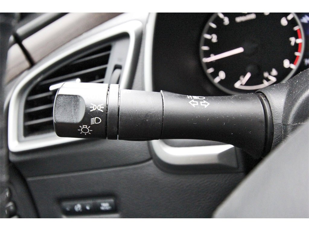 Used 2021 Nissan Murano Platinum w/ Cargo Package image 13