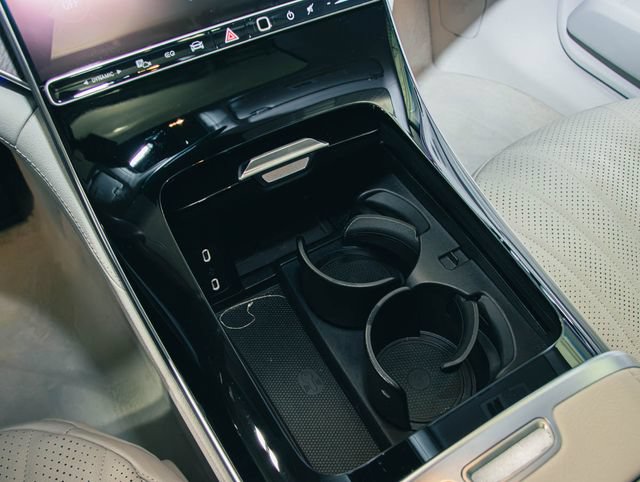 Certified 2023 Mercedes-Benz EQE 500 4MATIC Sedan image 17