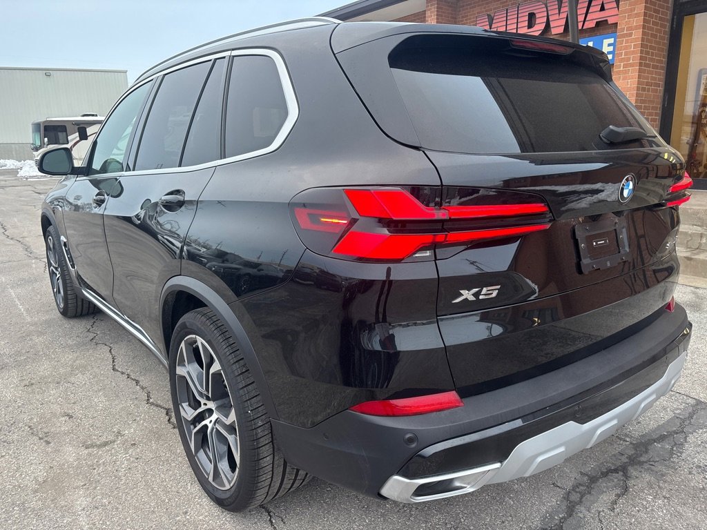 Used 2025 BMW X5 sDrive40i image 9