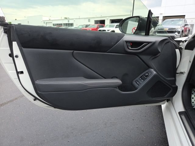 Used 2024 Toyota GR86 Premium RWD image 12