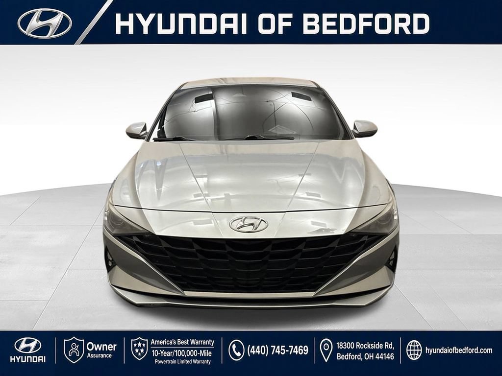 Used 2022 Hyundai Elantra SEL FWD image 2