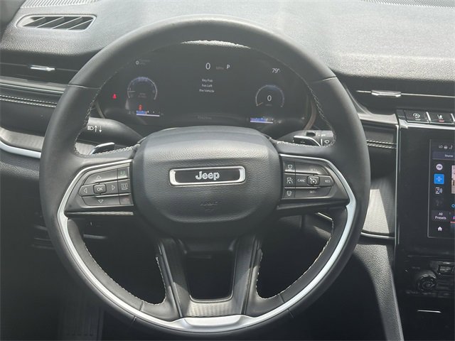 Used 2024 Jeep Grand Cherokee L Laredo image 21