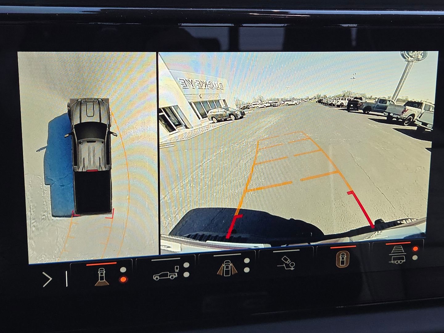 Used 2024 GMC Sierra 2500 AT4X w/ AT4X AEV Edition image 8