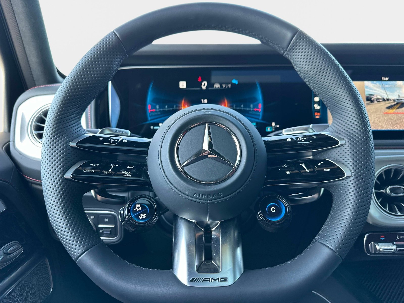 Certified 2025 Mercedes-Benz G 63 AMG 4MATIC image 31