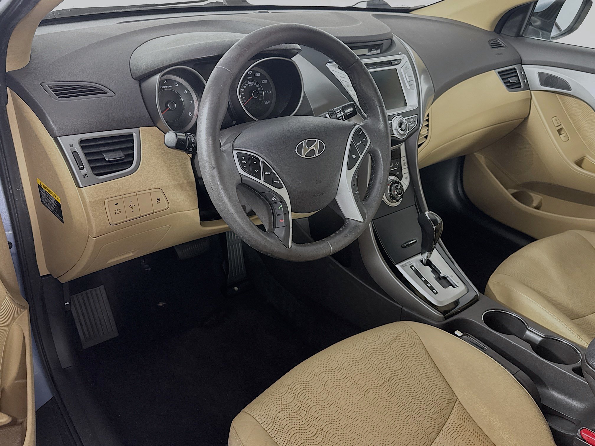 Used 2012 Hyundai Elantra Limited w/ Technology Pkg 5 FWD image 9