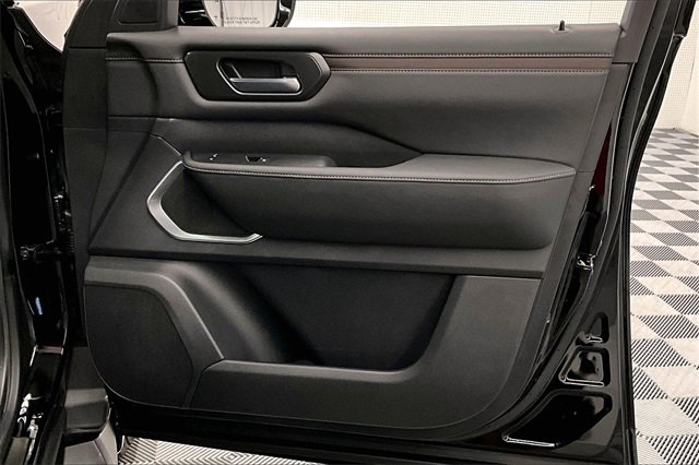 New 2026 Nissan Armada Platinum image 35