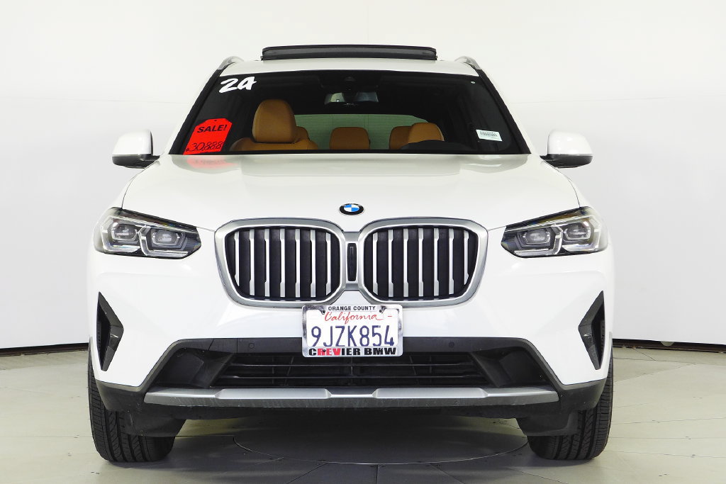 Used 2024 BMW X3 sDrive30i w/ Convenience Package RWD image 3