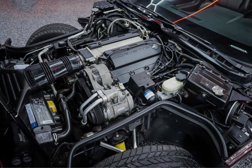 Used 1993 Chevrolet Corvette Coupe RWD image 13