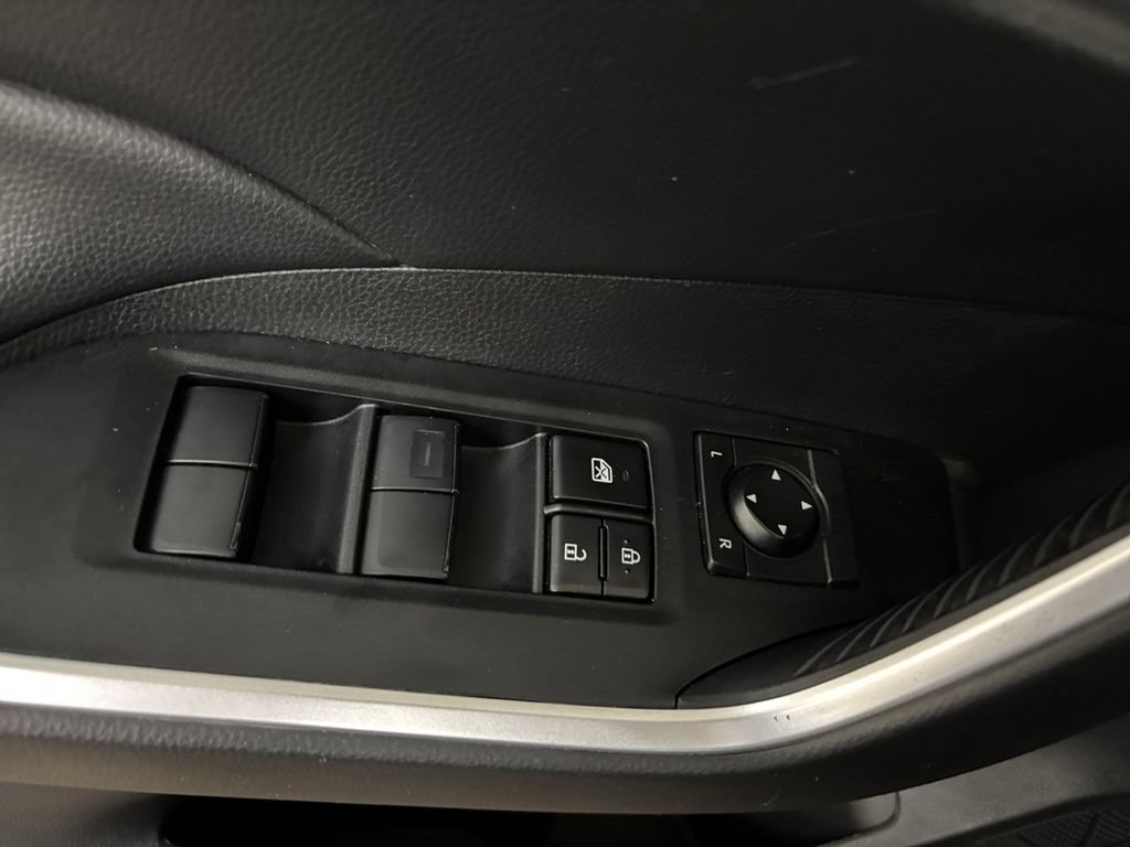 Used 2024 Toyota RAV4 LE AWD/4WD image 13