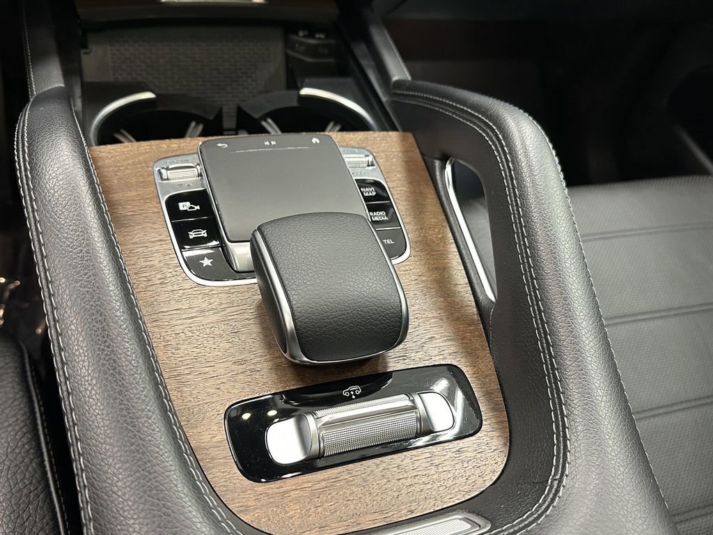 Used 2020 Mercedes-Benz GLS 450 4MATIC image 33