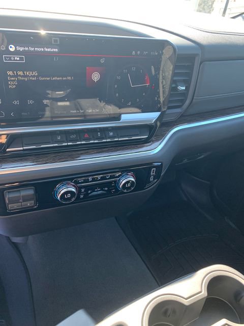 Used 2025 GMC Sierra 3500 SLE w/ SLE Convenience Package image 19