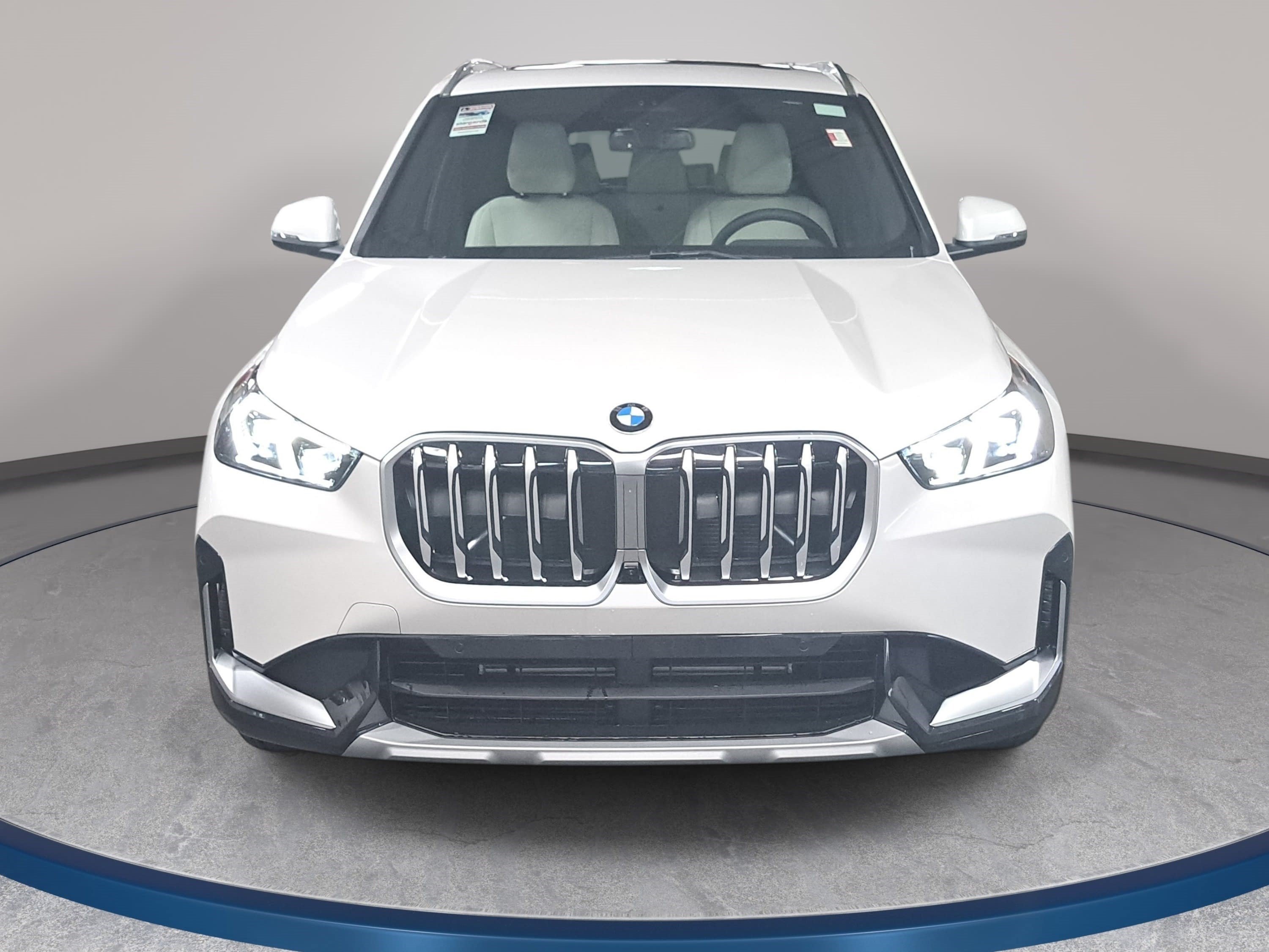 New 2026 BMW X1 xDrive28i w/ Technology Package AWD/4WD image 2