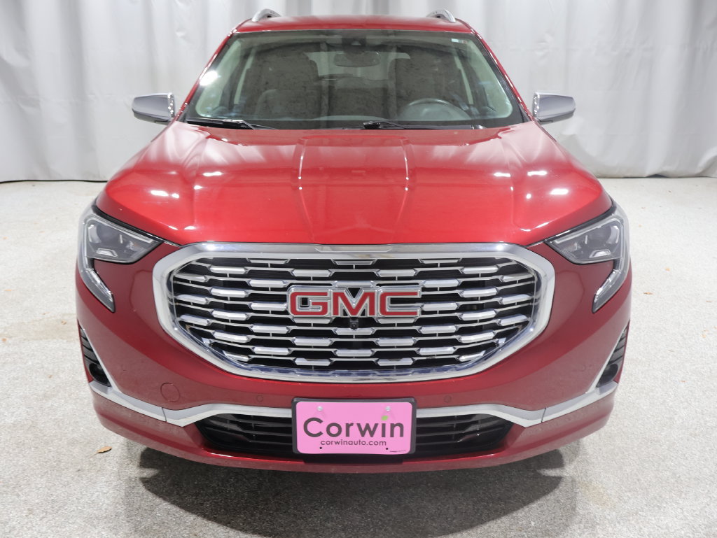 Used 2018 GMC Terrain Denali w/ Advanced Safety Package AWD/4WD image 9