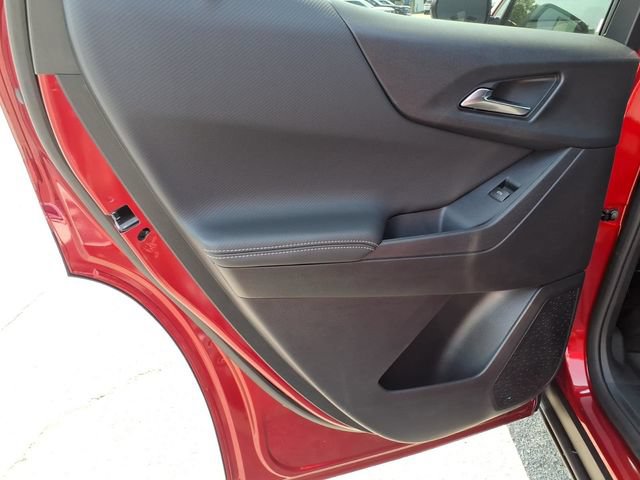 New 2026 Chevrolet Equinox LT w/ Safety and Technology Package FWD image 9