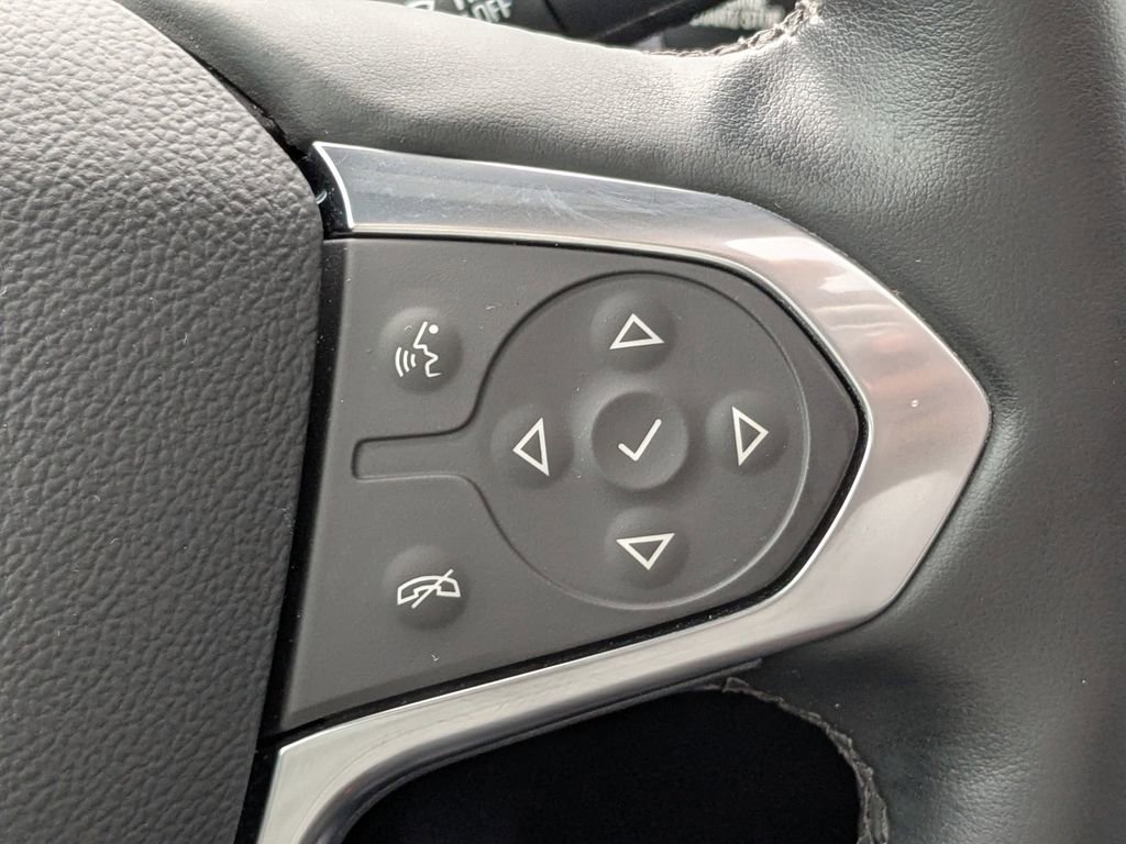 Used 2023 Chevrolet Traverse High Country image 30