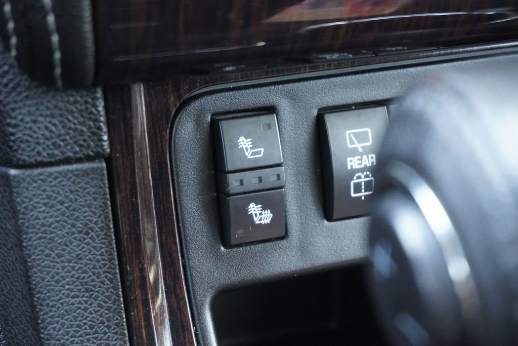 Used 2016 Chevrolet Traverse LT w/ Style and Technology Package AWD/4WD image 31