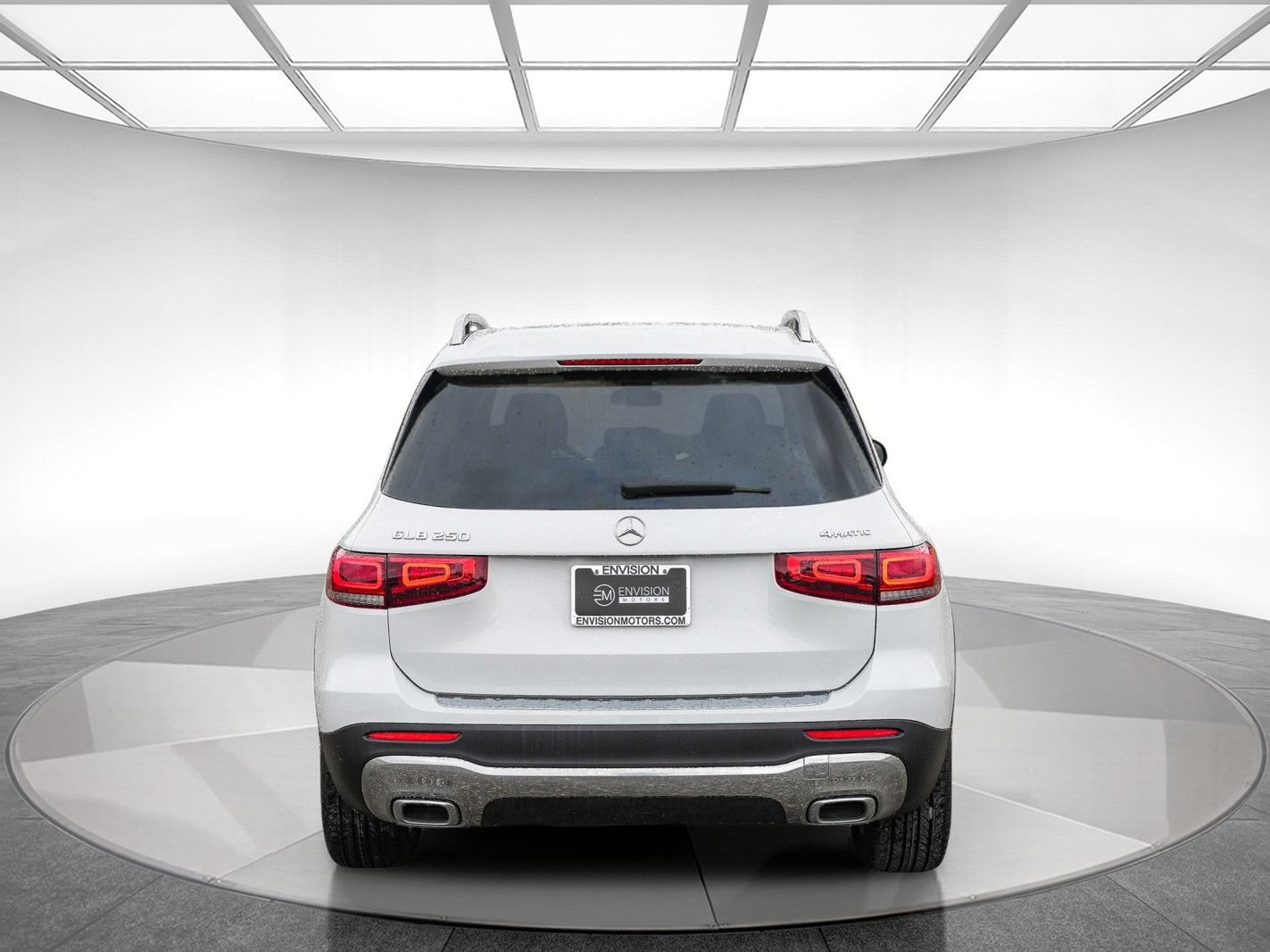 Used 2021 Mercedes-Benz GLB 250 4MATIC image 3