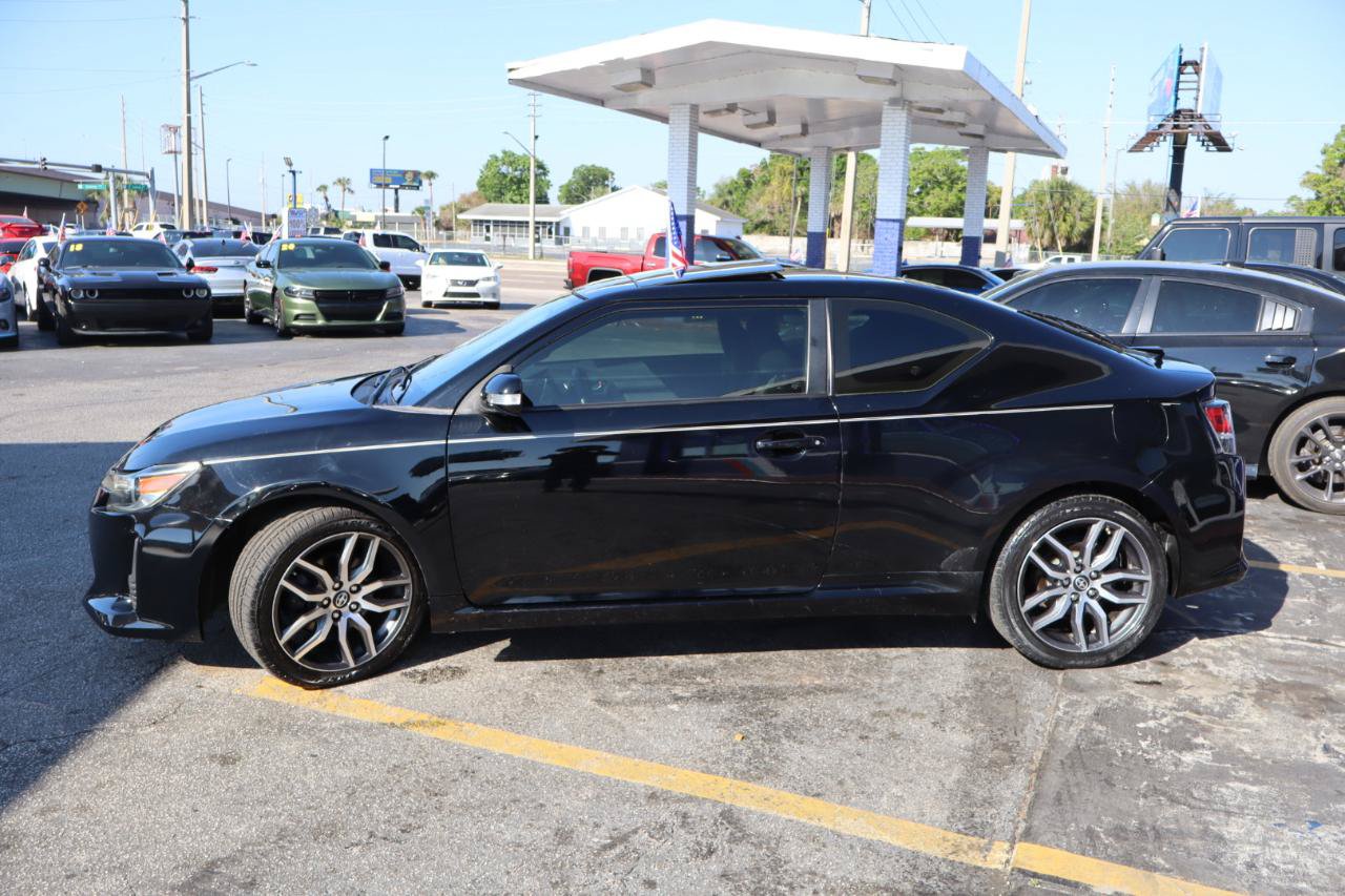 Used 2016 Scion tC FWD image 6