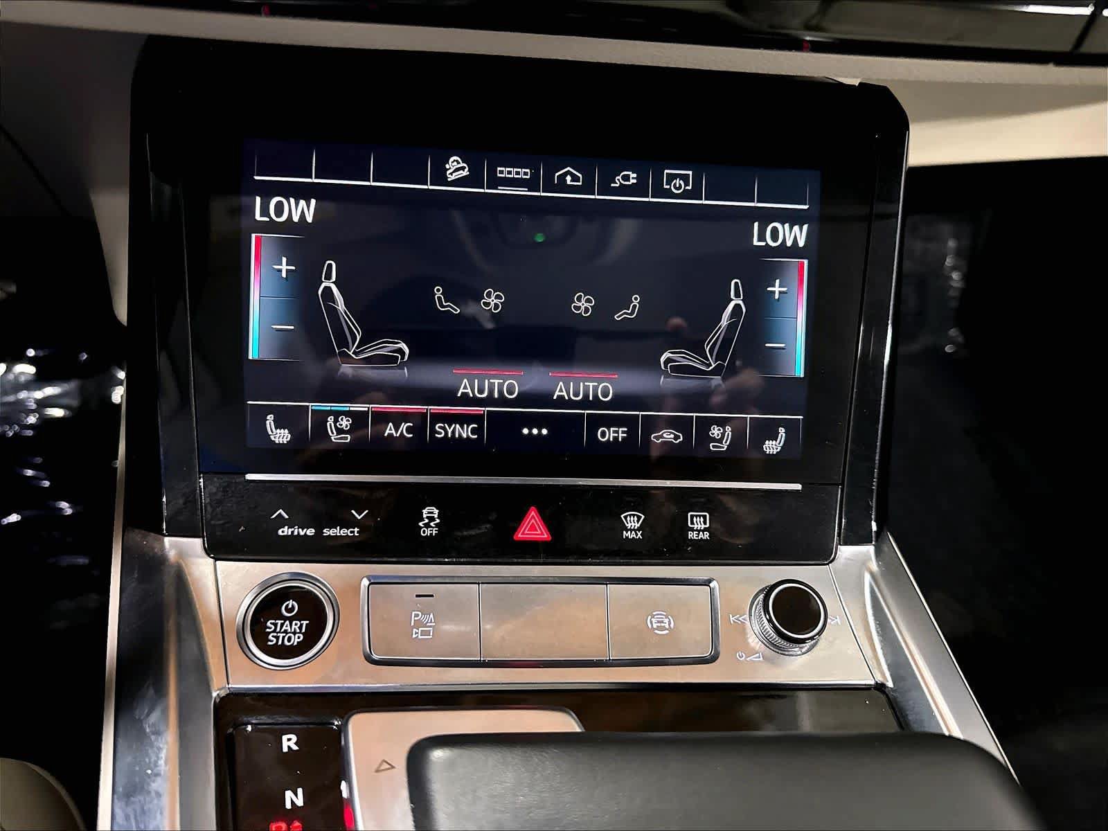 Used 2024 Audi Q8 e-tron Premium Plus AWD/4WD image 36