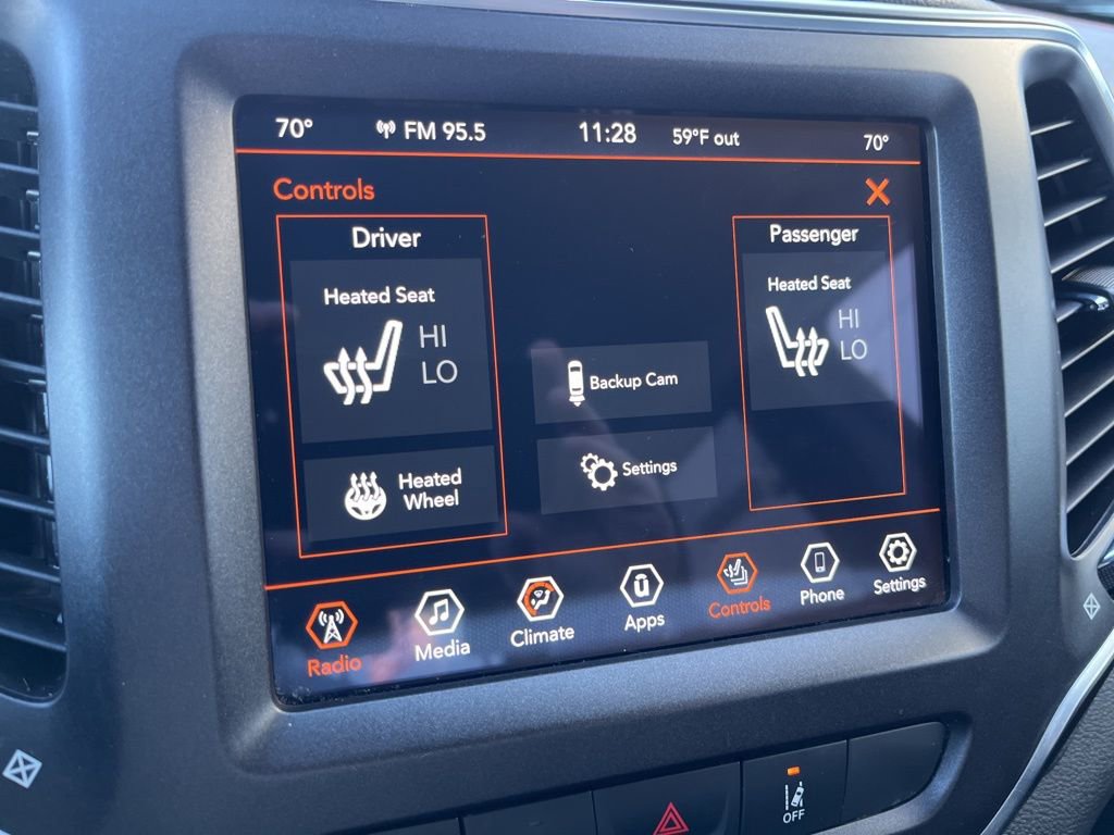 Used 2021 Jeep Cherokee Trailhawk image 17