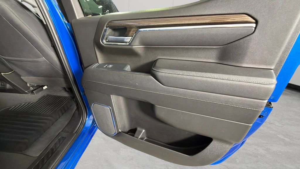 Certified 2023 Chevrolet Silverado 1500 RST RWD image 33