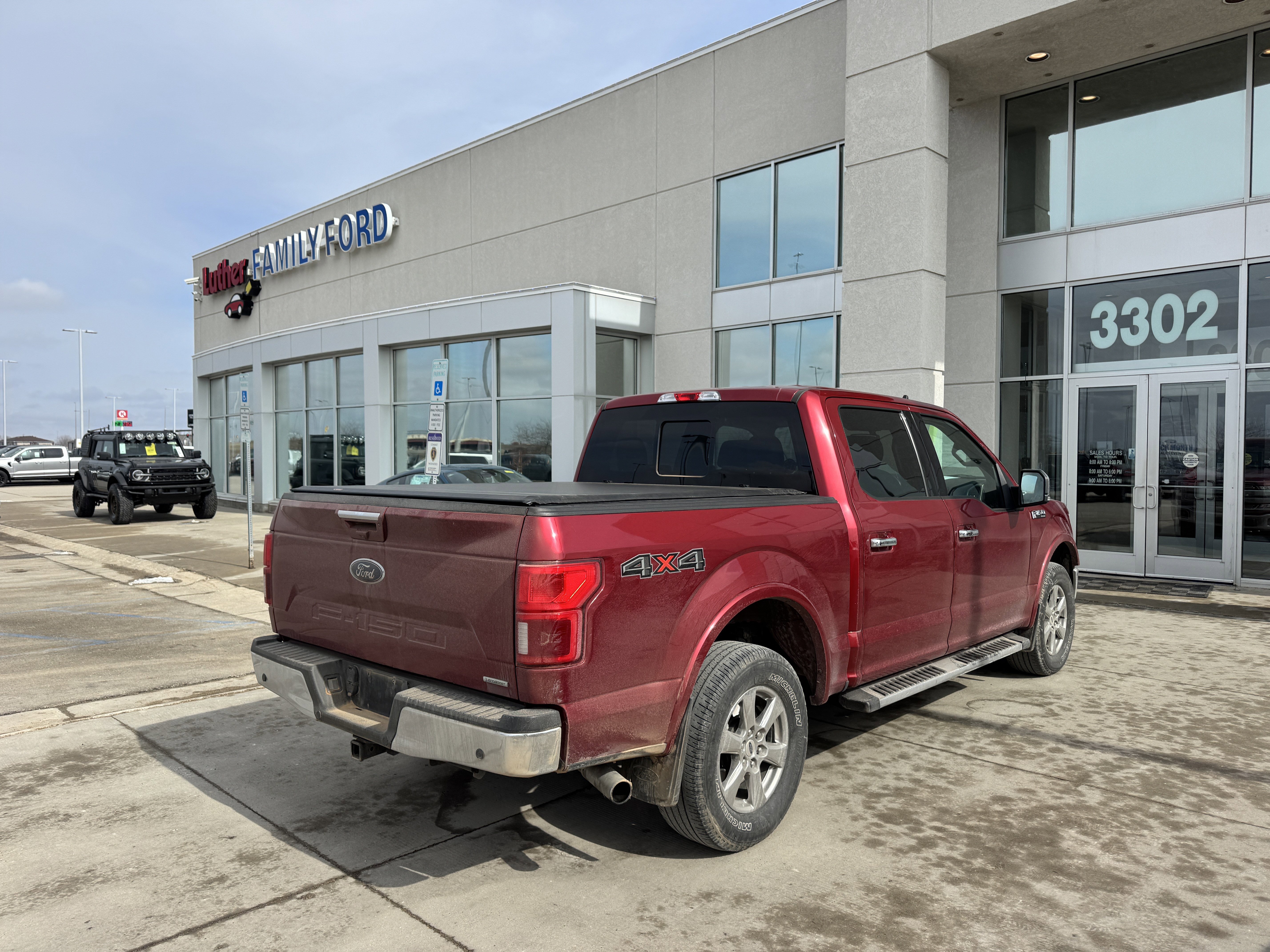 Used 2019 Ford F150 Lariat image 4