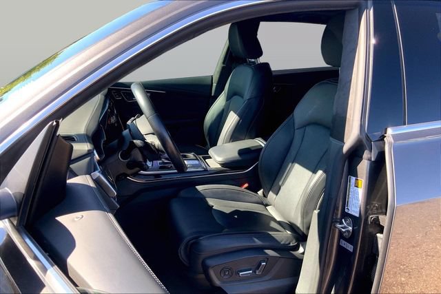 Used 2021 Audi Q8 Prestige w/ Prestige Package AWD/4WD image 17