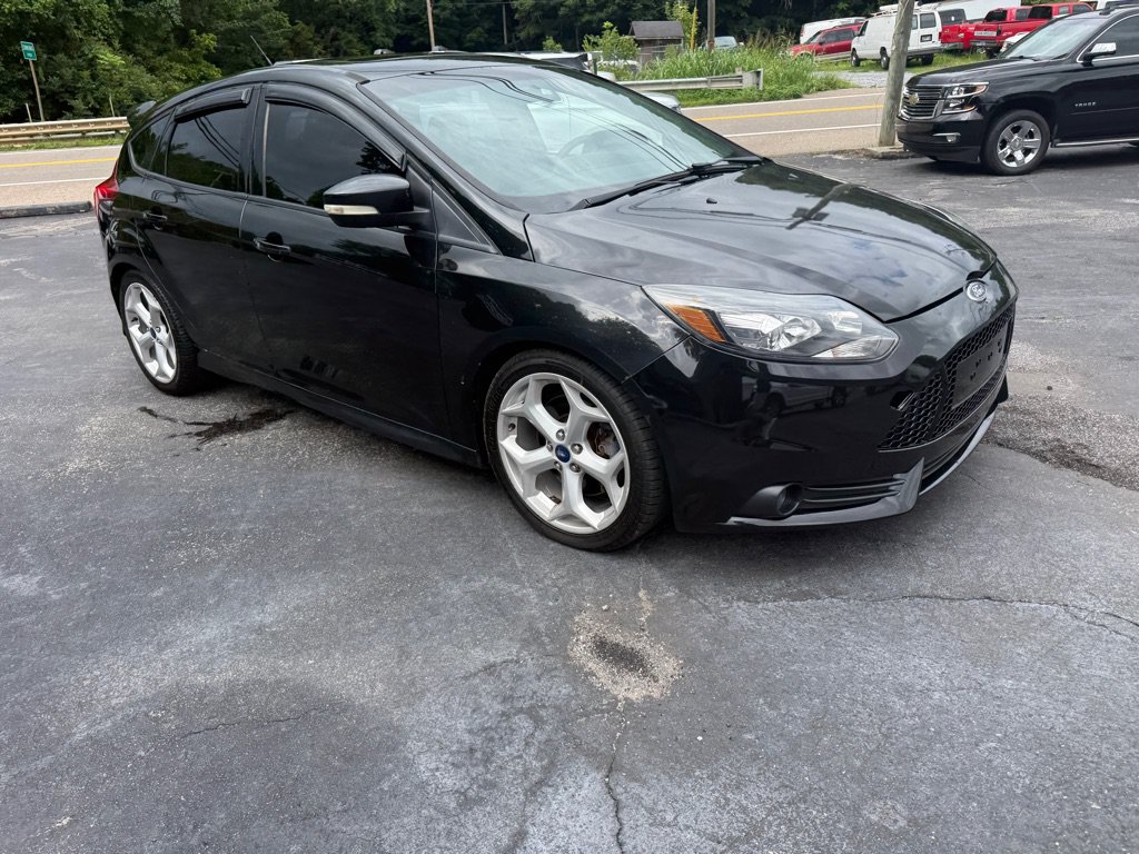 Used 2014 Ford Focus ST w/ Equipment Group 202A FWD image 12