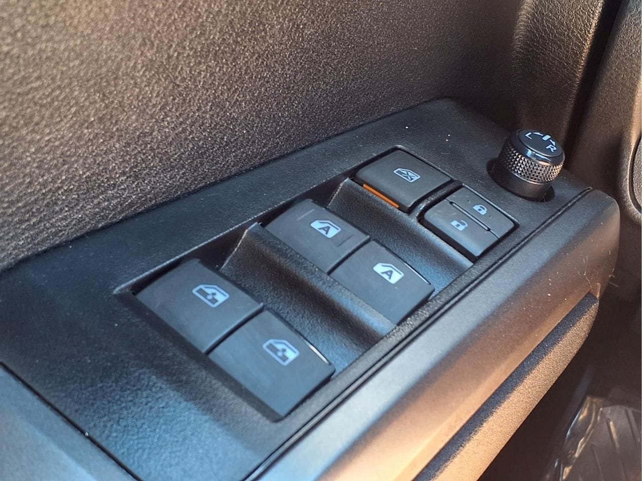 Used 2023 Toyota Tacoma TRD Off-Road AWD/4WD image 25