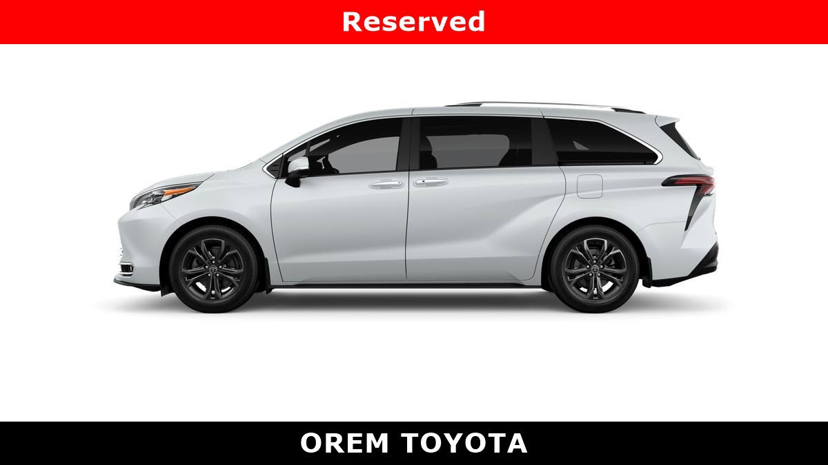 New 2026 Toyota Sienna Platinum image 4