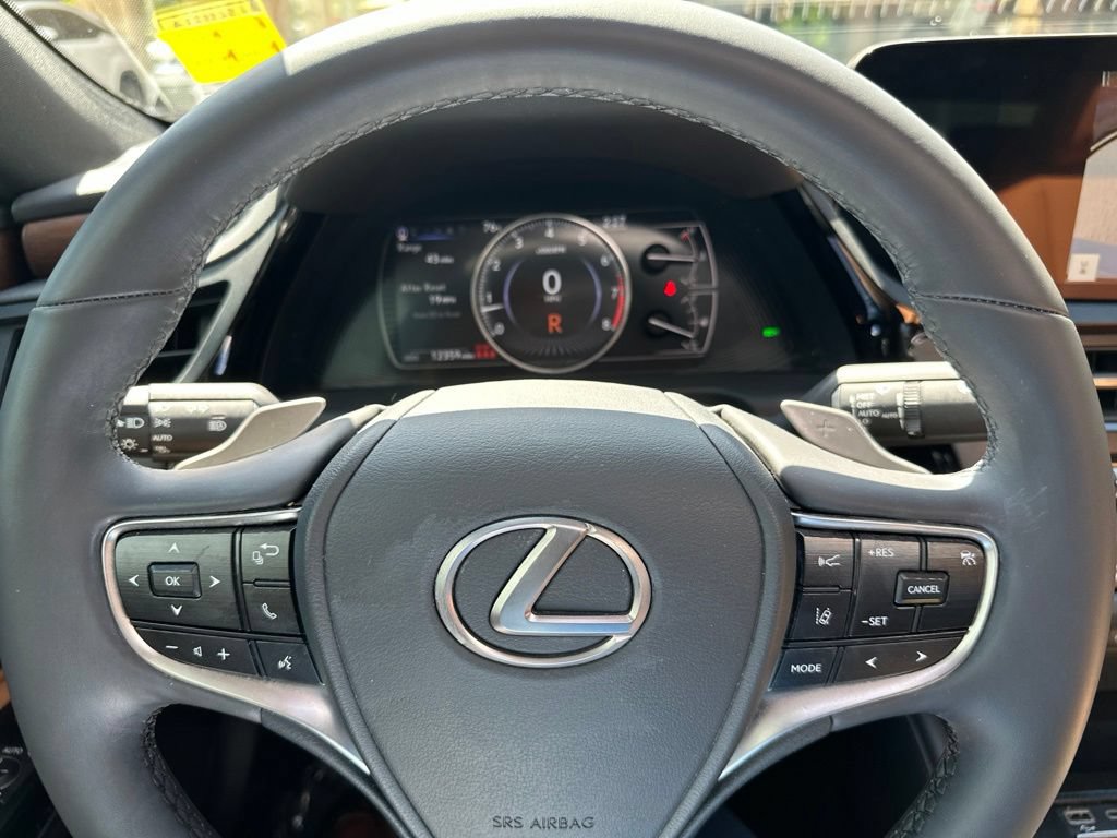 Certified 2023 Lexus ES 350 w/ Premium Package FWD image 20