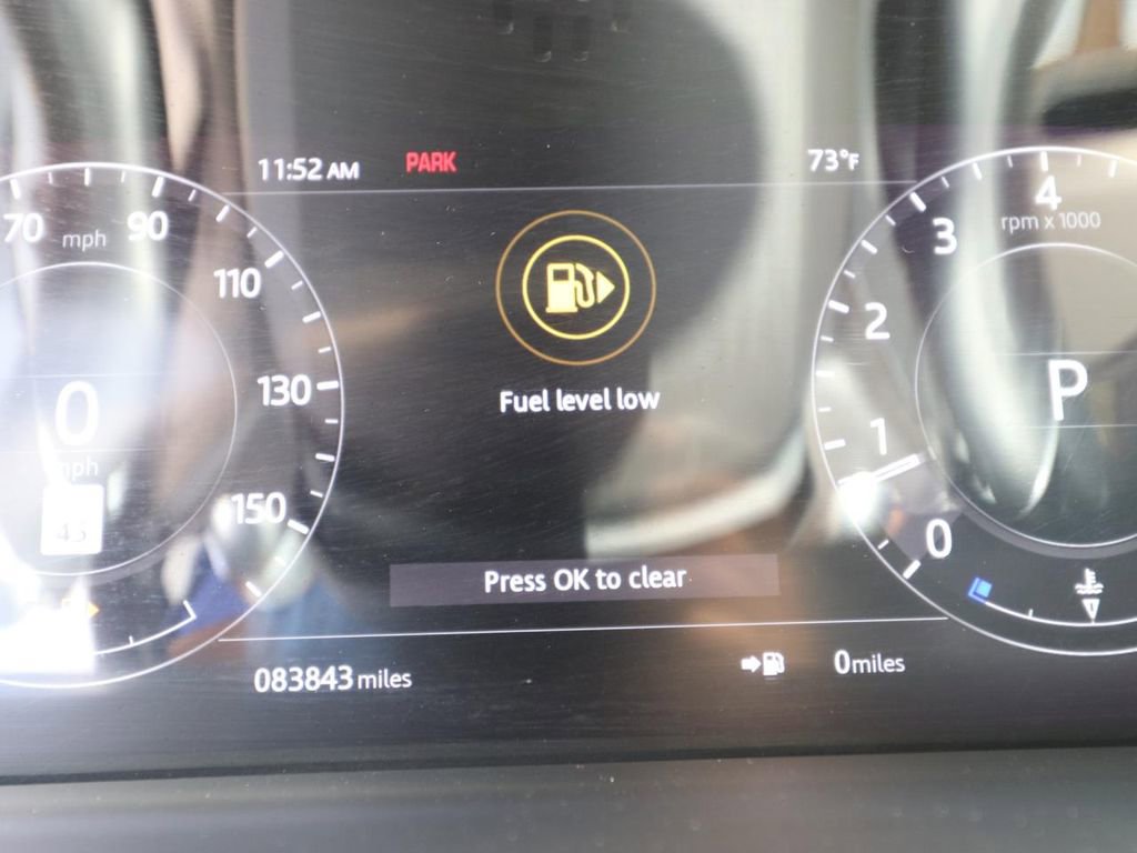 Used 2018 Land Rover Range Rover Sport HSE AWD/4WD image 21