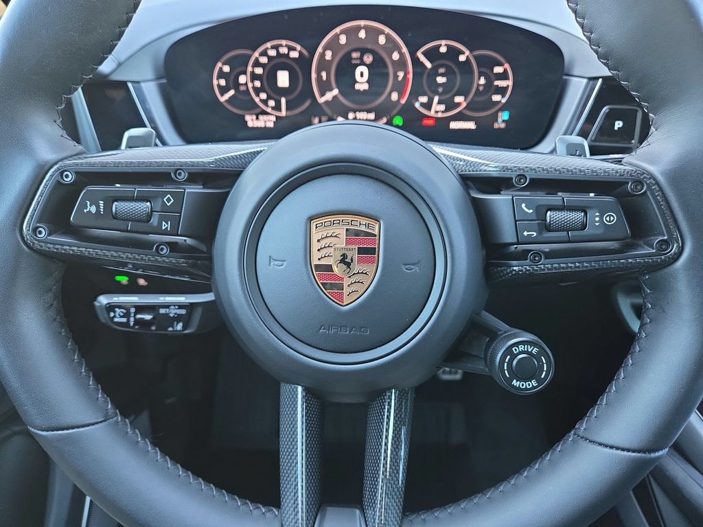 Certified 2026 Porsche Cayenne GTS AWD/4WD image 9