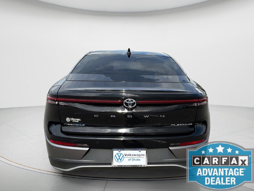 Used 2023 Toyota Crown Platinum AWD/4WD image 6