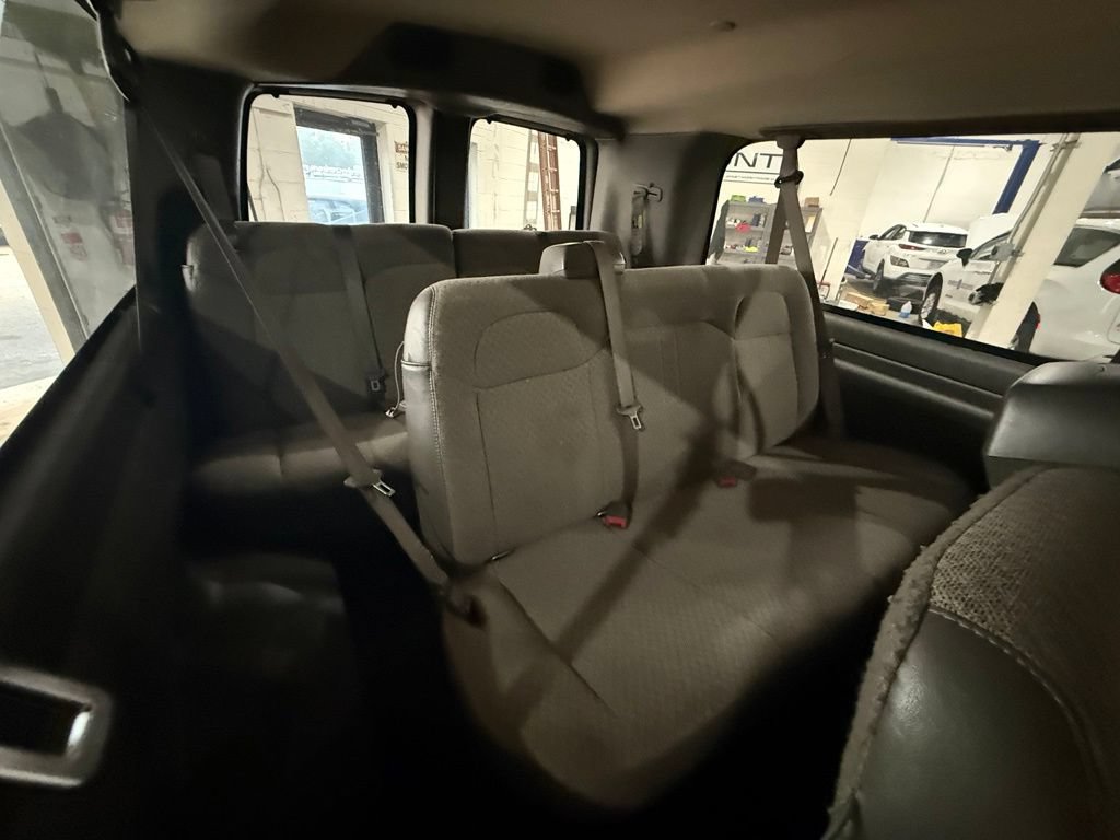 Used 2019 Chevrolet Express 3500 LT w/ LT Preferred Equipment Group RWD image 10