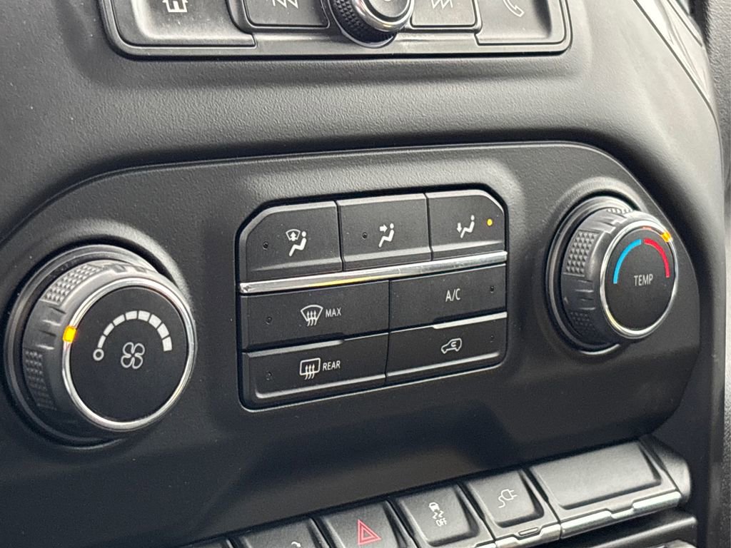 Used 2021 Chevrolet Silverado 1500 Custom image 26