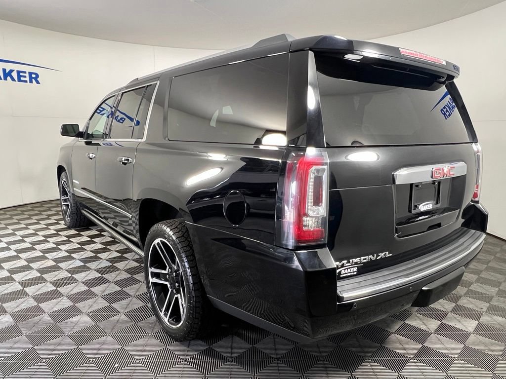 Used 2017 GMC Yukon XL Denali w/ Open Road Package AWD/4WD image 3
