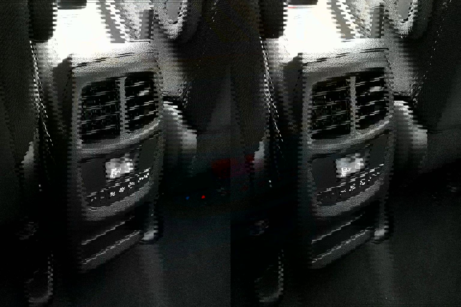 Used 2018 Honda Pilot EX image 10