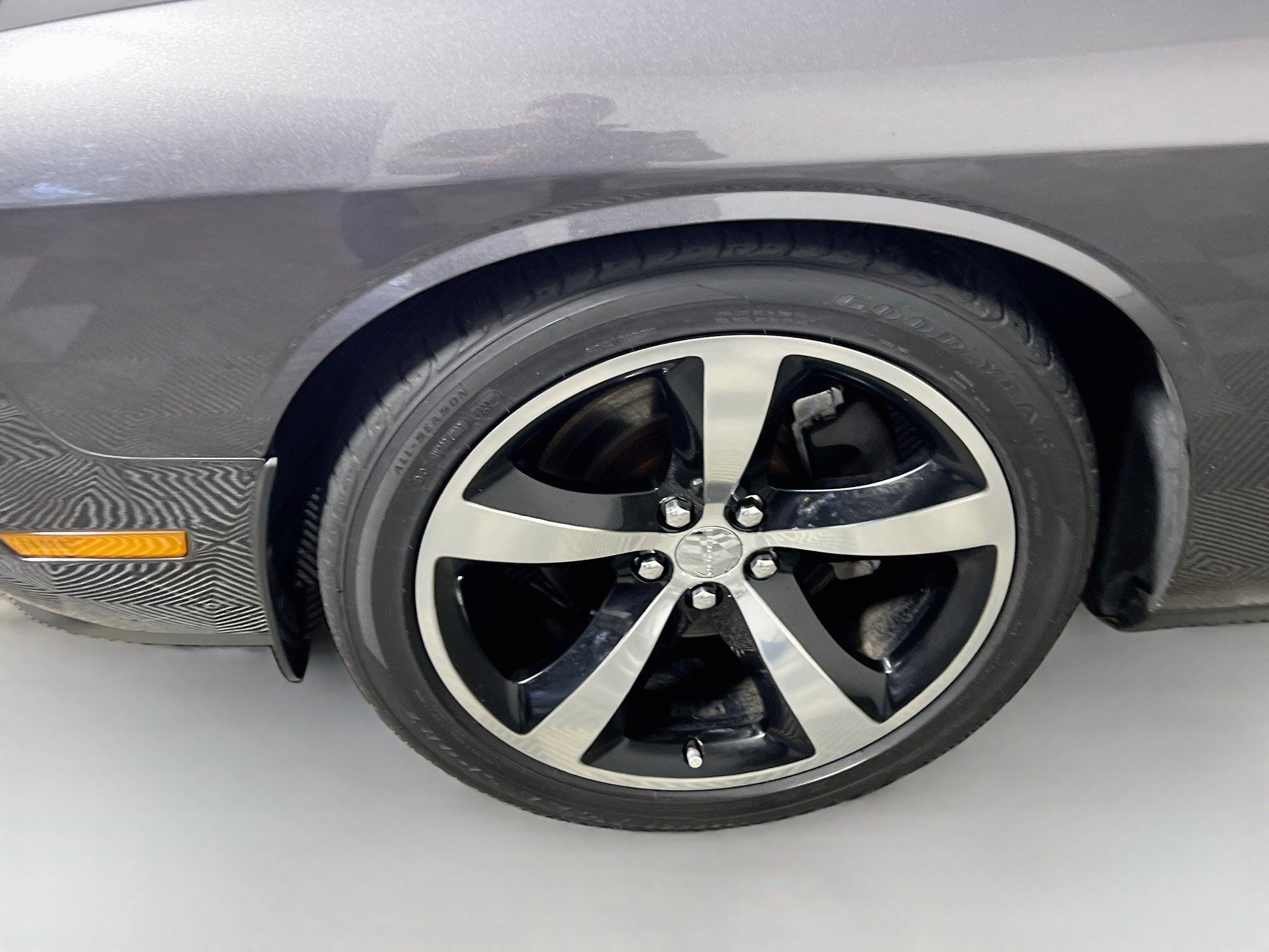 Used 2014 Dodge Challenger R/T RWD image 14