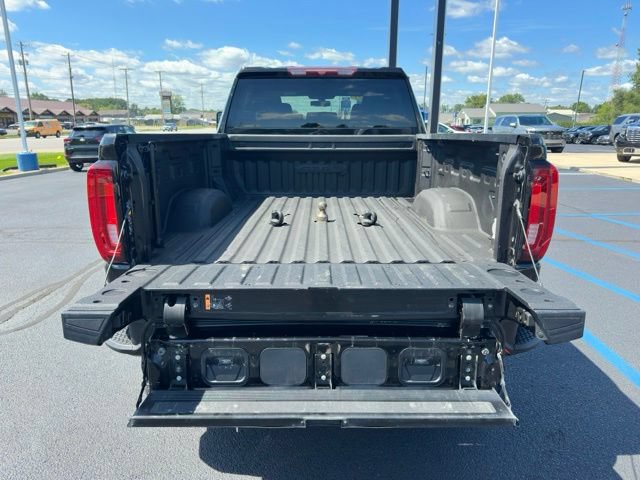 Used 2023 GMC Sierra 3500 AT4 w/ Gooseneck/5TH Wheel Package AWD/4WD image 18