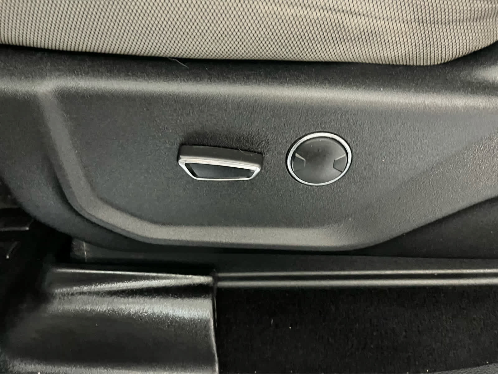 Certified 2019 Ford F250 XLT w/ XLT Value Package AWD/4WD image 22