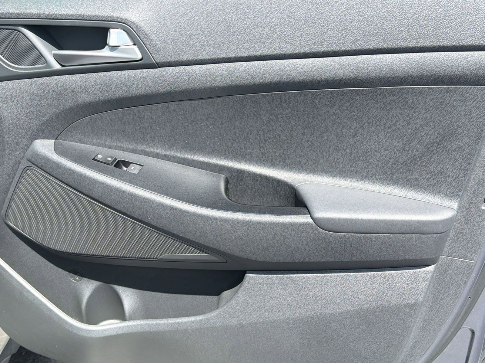 Used 2019 Hyundai Tucson SE AWD/4WD image 28