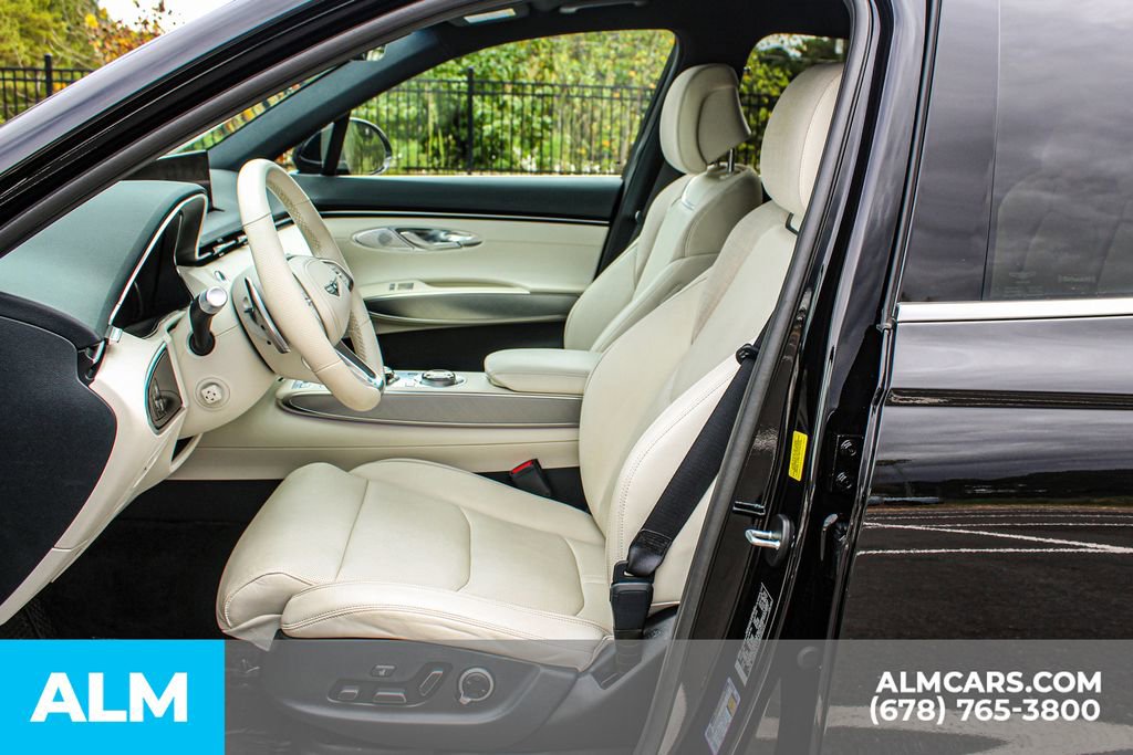 Used 2024 Genesis Electrified GV70 Advanced image 17