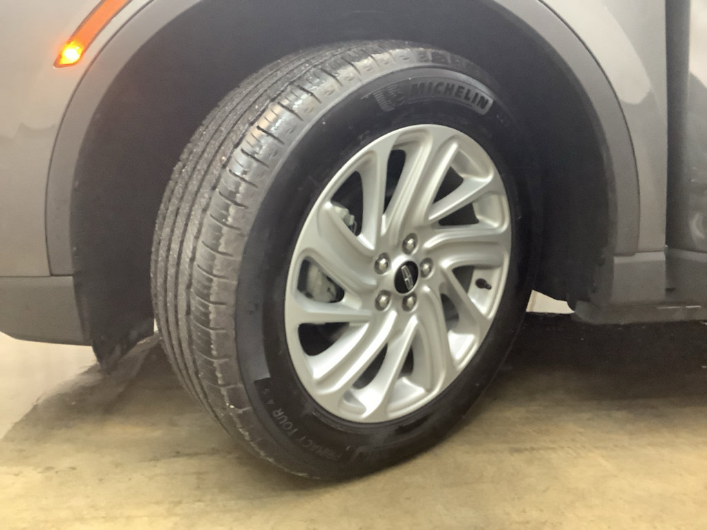 Used 2024 Lincoln Corsair AWD image 25
