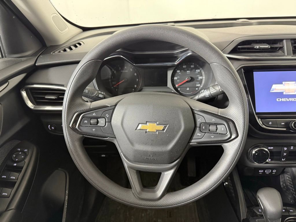 Used 2022 Chevrolet TrailBlazer LT w/ Convenience Package image 14