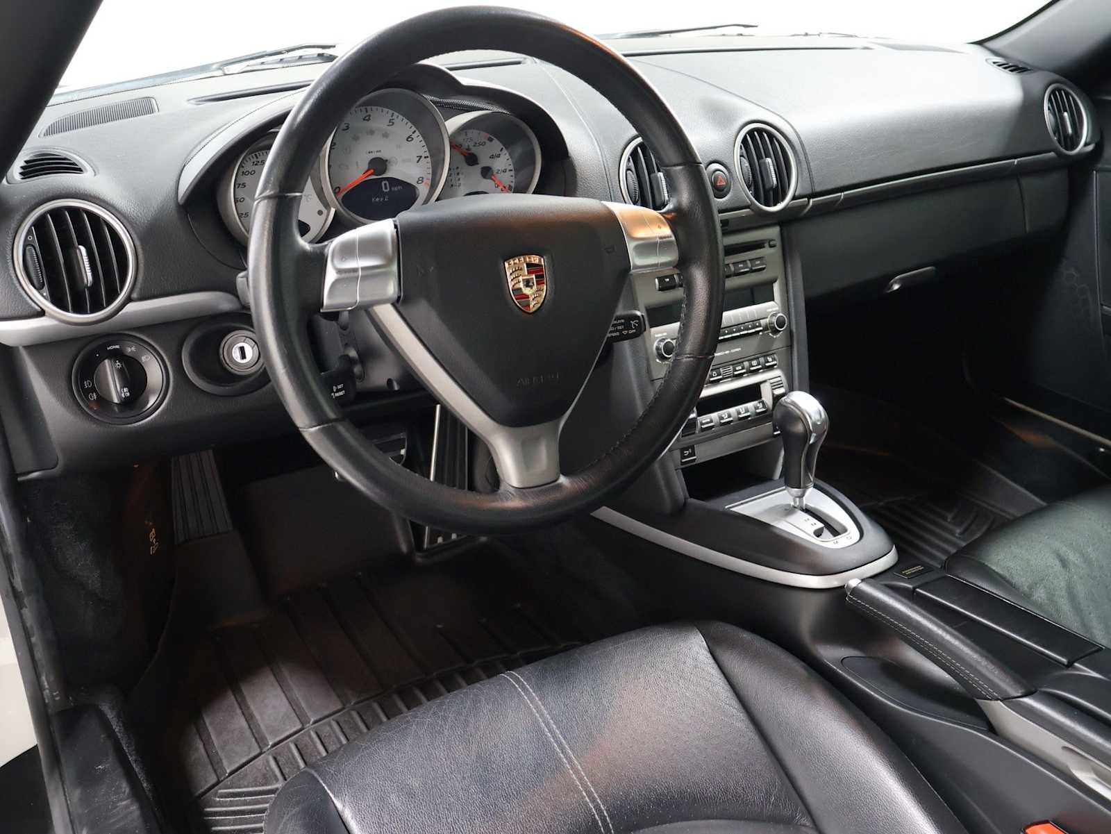 Used 2006 Porsche Cayman S RWD image 4