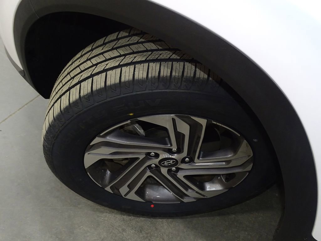 Used 2023 Hyundai Santa Fe SEL image 41